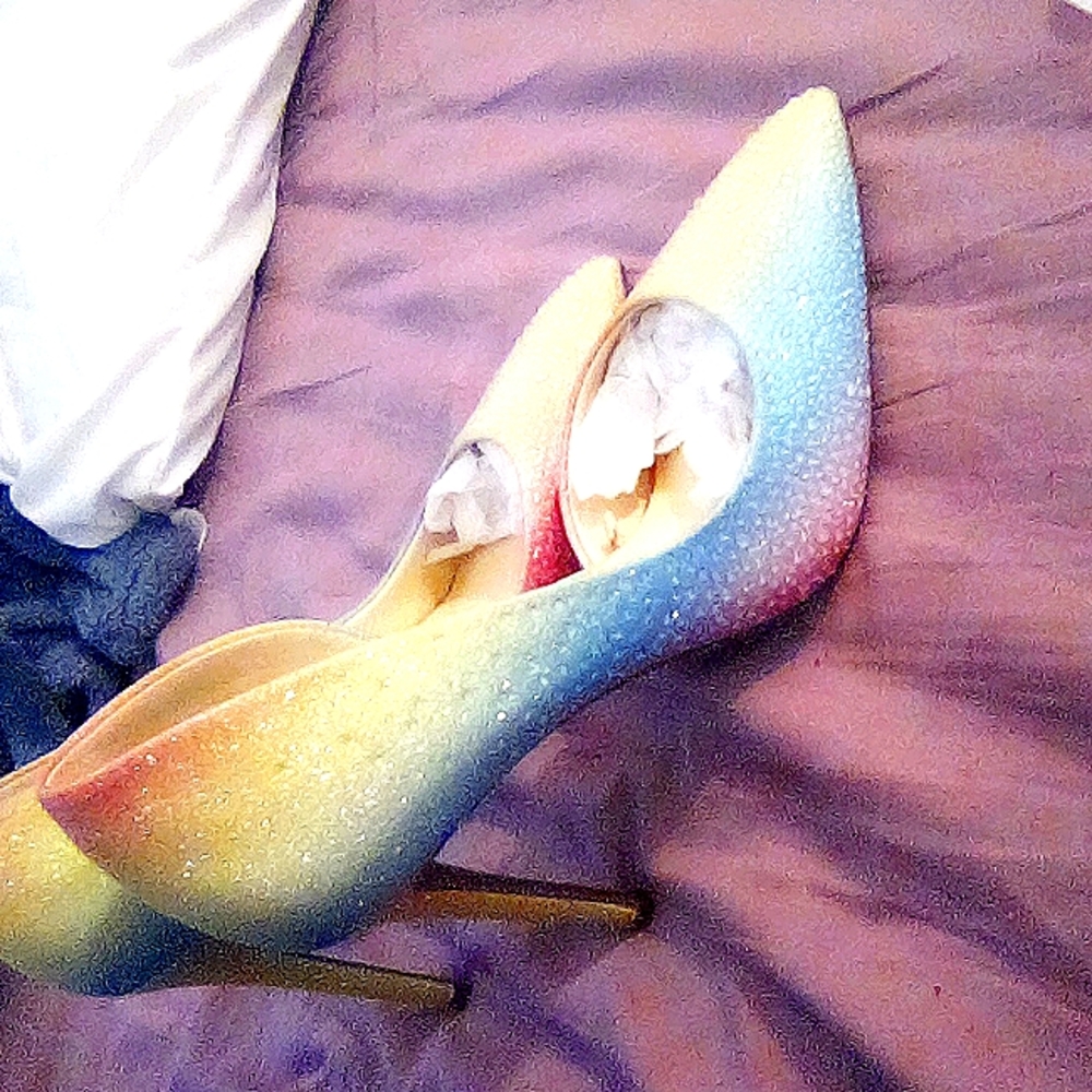 High heels - Picture 2 of 2